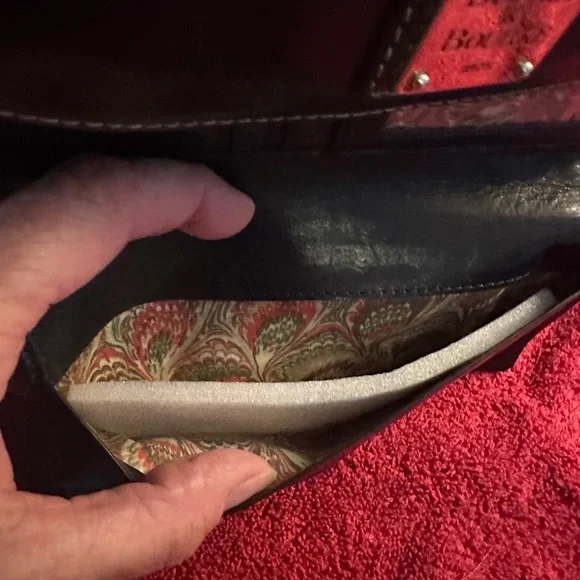 Dooney & Bourke - NWOT - Black Leather Accessory - Picture 7 of 10